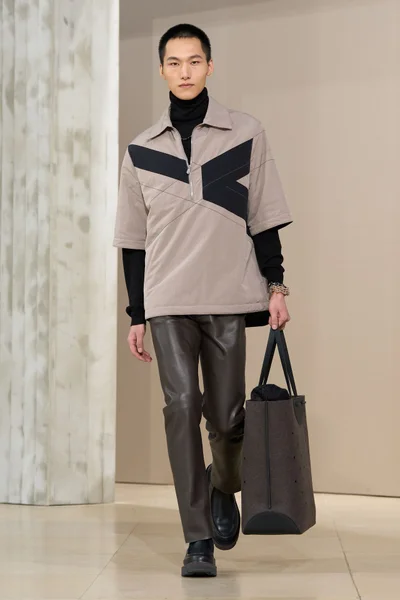 Look 29